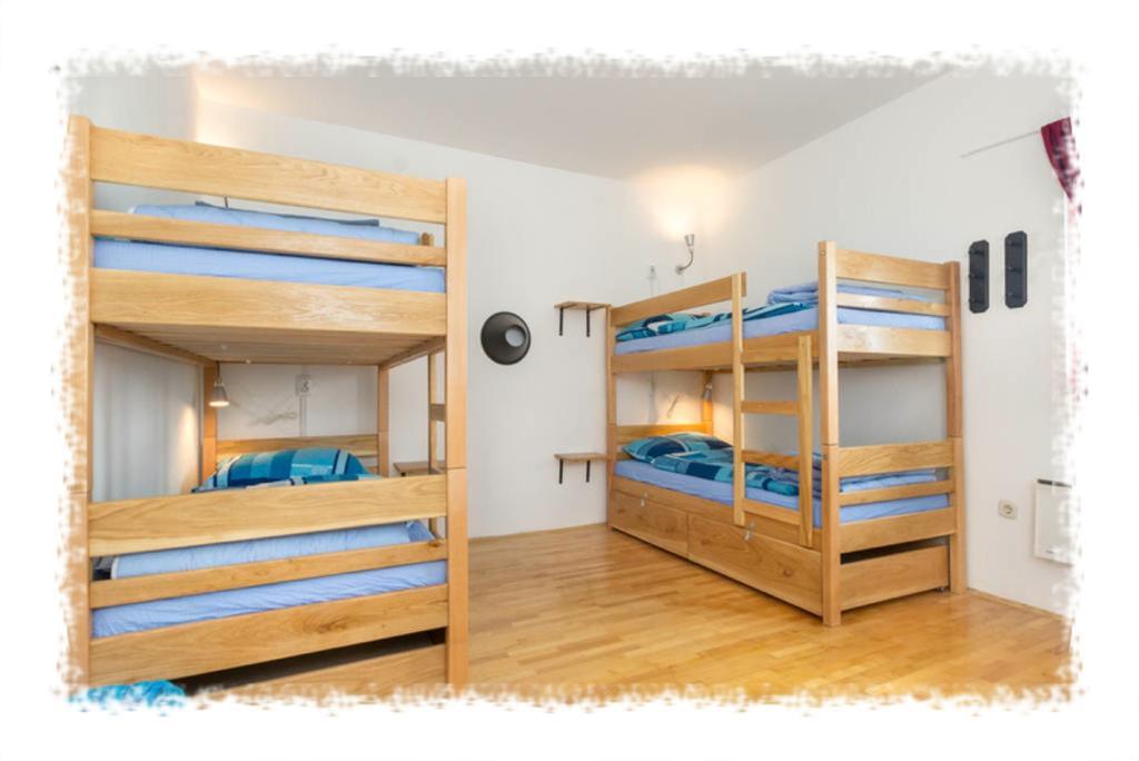 Hostel Oktarin Kaštela Værelse billede